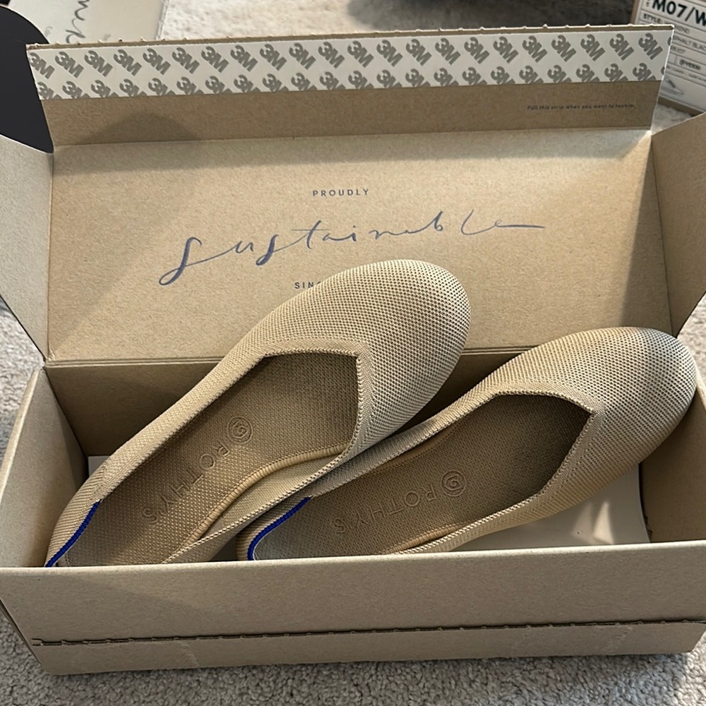 Rothy's Women's Tan Flats